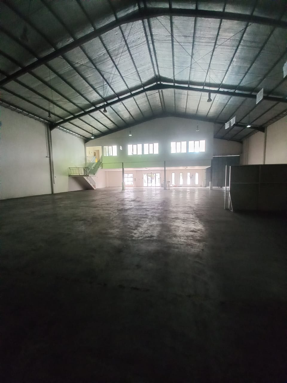 Gudang disewakan di Delta Silicon Cikarang